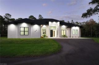 219 33rd Ave Nw  Naples